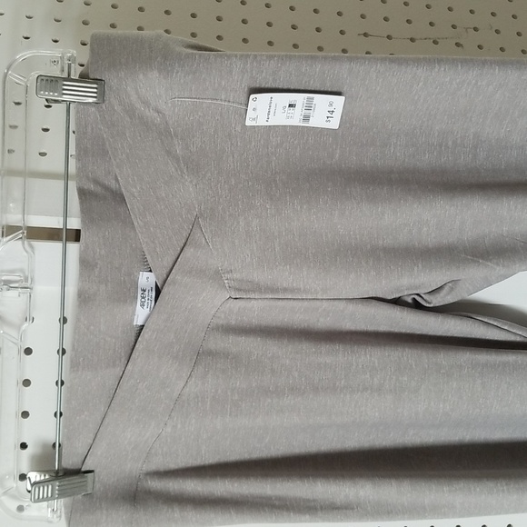 Ardene Gray Crossover Leggings - Picture 2 of 3